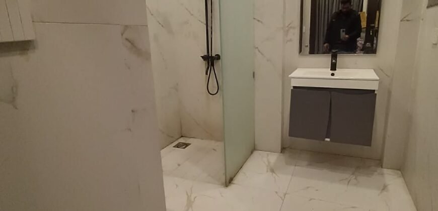 10 Marla Corner Double Kitchen House for Sale in IEP Town, Lahore